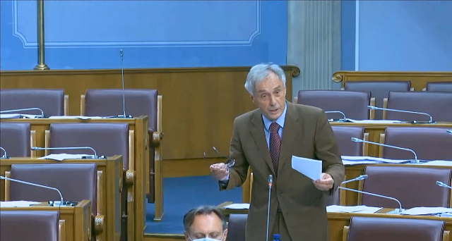 U Crnoj Gori se čak i pred vjenčanja organizuju pregovori između familija o simbilima